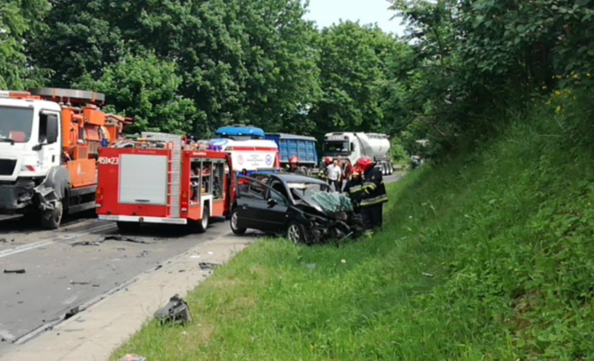 Wypadek na Pomorskiej - utrudnienia w ruchu