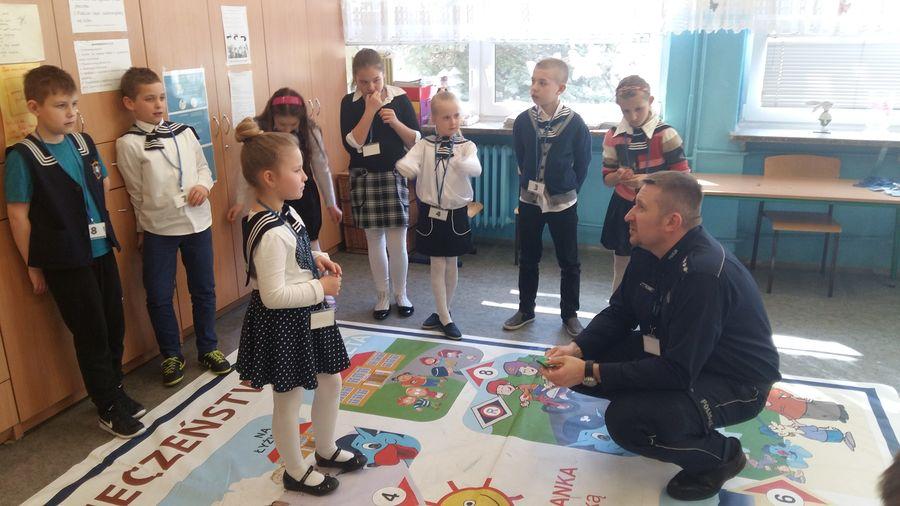 Policjanci odwiedzili gryfińską podstawówkę