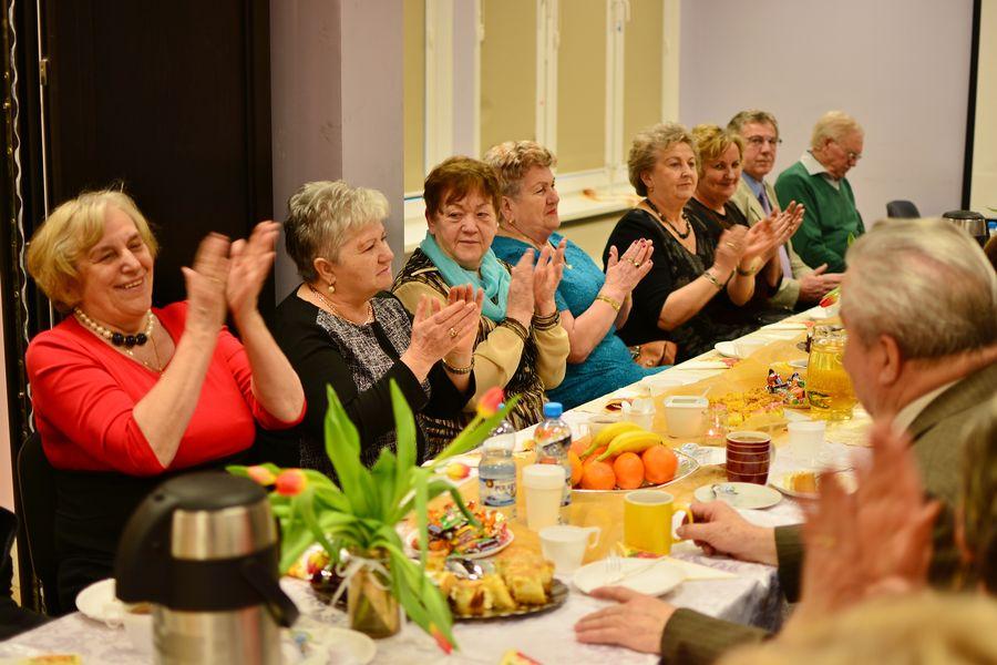 Seniorzy świętowali Dzień Kobiet