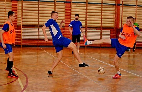Błękit lepszy w meczu na szczycie [FOTO]