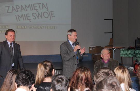 Więzień obozu spotkał się z gryfińskimi uczniami