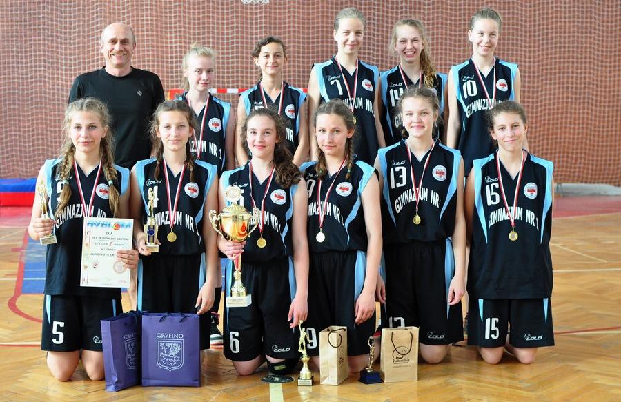UKS Olimpijczyk wygrywa pierwszy turniej [foto]