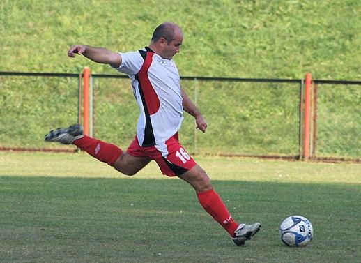 Hat-trick Mielnika. Polonia znowu wygrywa