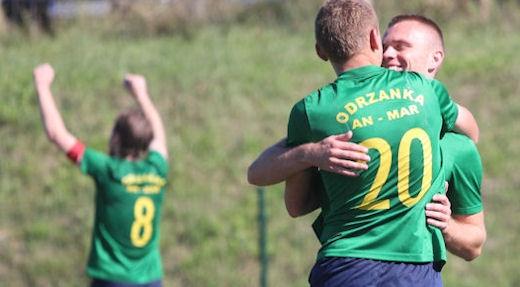 Odrzanka wreszcie wygrywa u siebie. Ogromne emocje [FOTOGALERIA]
