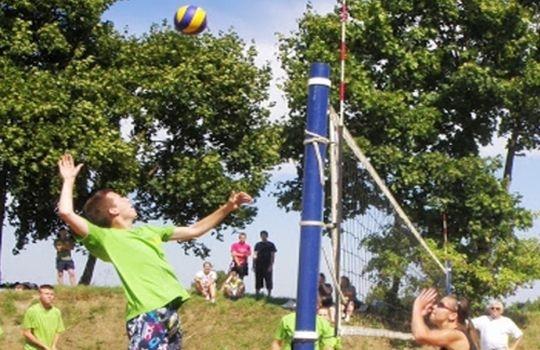 Stwórz drużynę i zagraj w siatkę