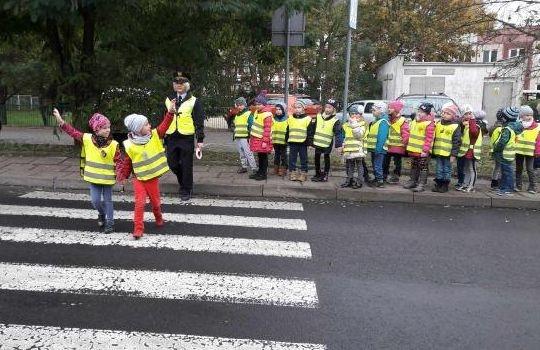 Uczyli dzieci bezpieczeństwa