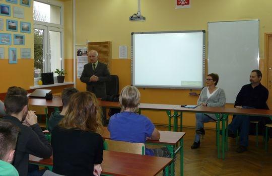 Z uczniami o krwiodawstwie
