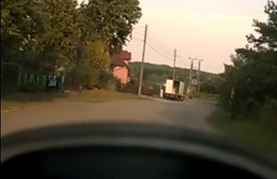 Film nie kłamie i obnaża
