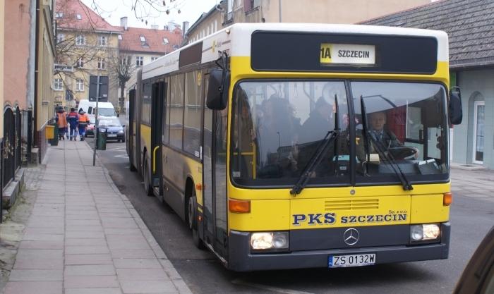 Pomyśl o innych, wpuść „jedynkę”