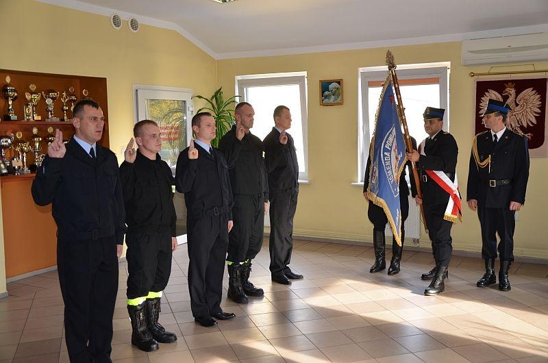Ślubowanie i awanse u strażaków