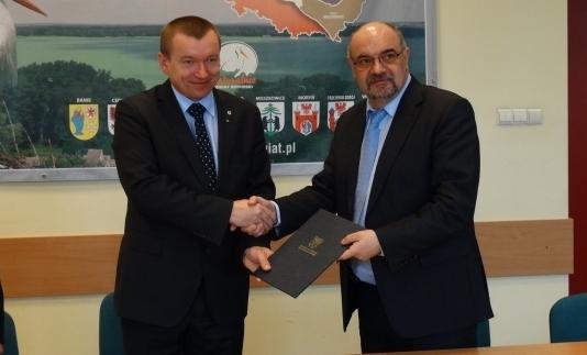 Powiat przebuduje drogę
