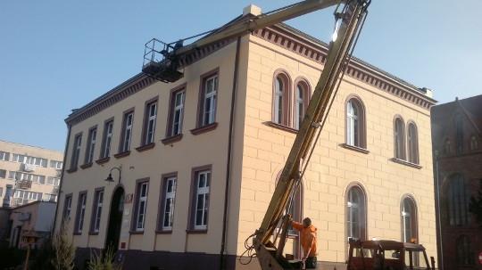Rewizyjna omawia bibliotekę i Czechosłowacką