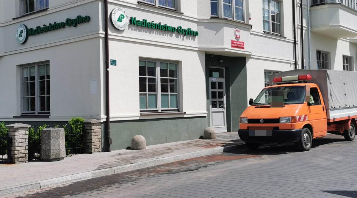 Posprzątali, ale niesmak pozostał