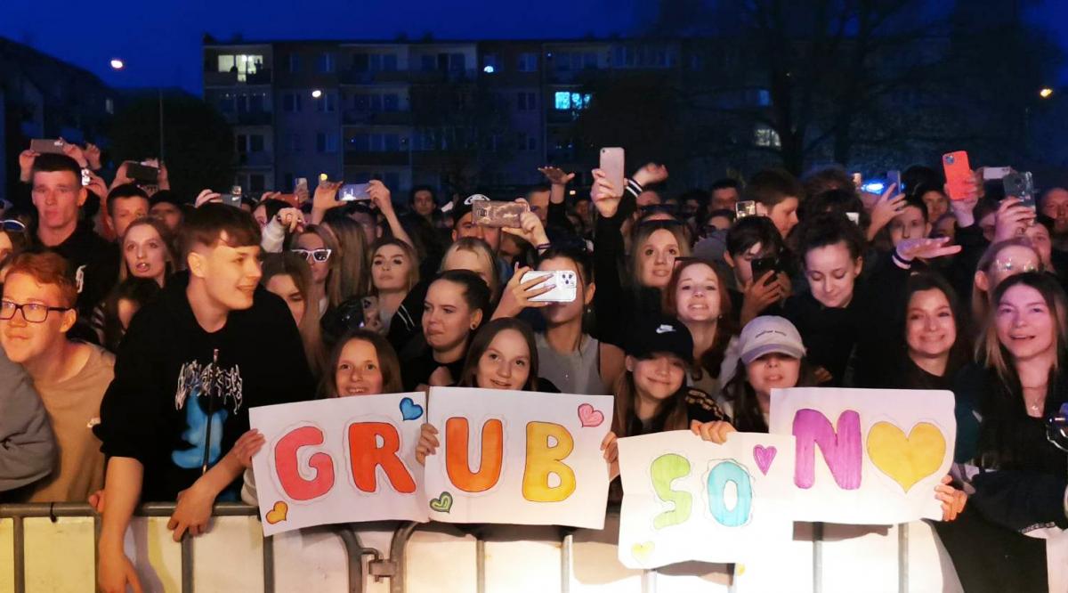 Publiczność dopisała podczas koncertu Grubsona. Kto dziś zagra?