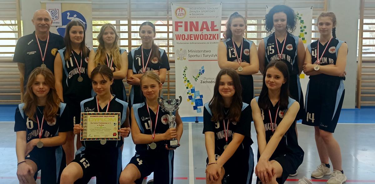 Koszykarki z SP 3 Gryfino wicemistrzyniami województwa! [GALERIA]