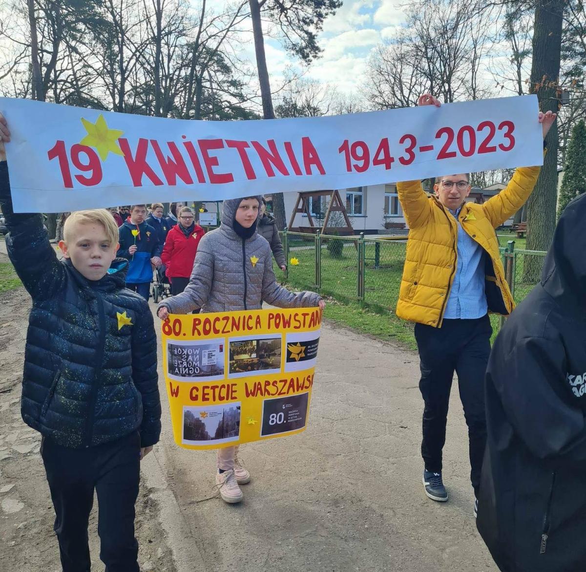 Uczcili pamięć ofiar Holocaustu i posadzili żonkile