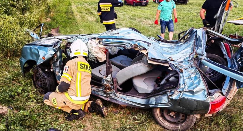 56-latek stracił panowanie nad pojazdem. Nie żyje 