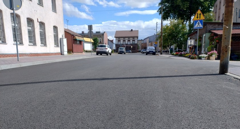 W Baniach w końcu mają proste drogi [GALERIA]