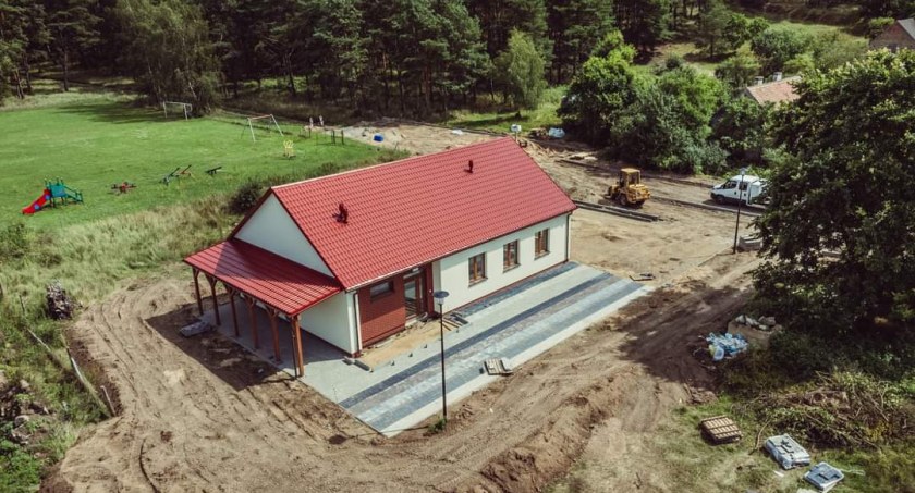 Świetlica socjoterapeutyczna już stoi. Czeka na wyposażenie [ZDJĘCIA]