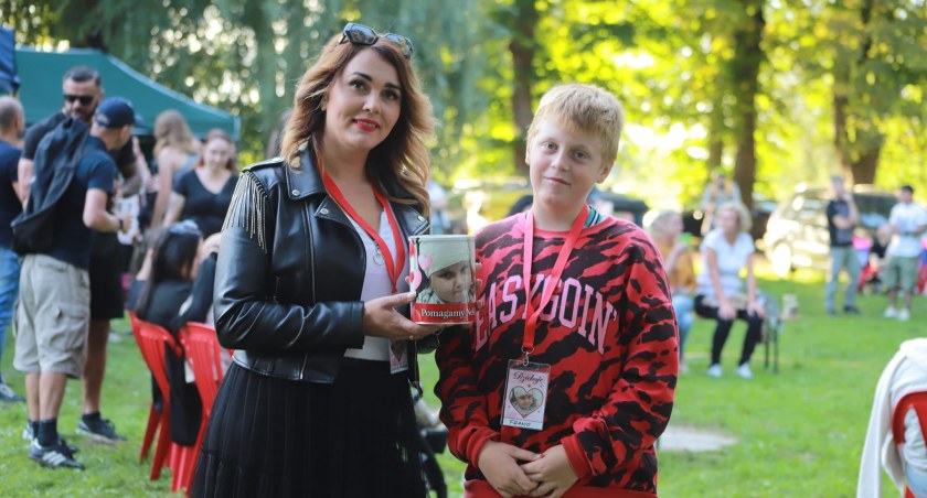Mega impreza w lasku. Zagrali i zebrali ponad 16 tysięcy dla Neli