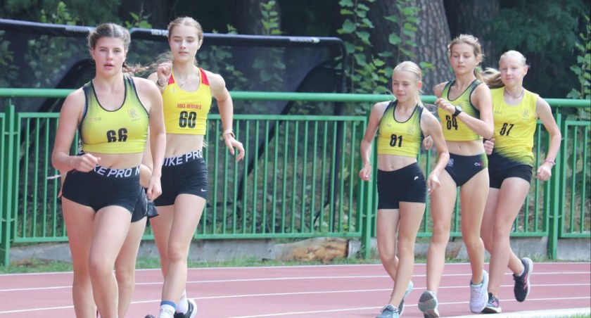 Lekkoatleci Hermesa upamiętnili zmarłego trenera