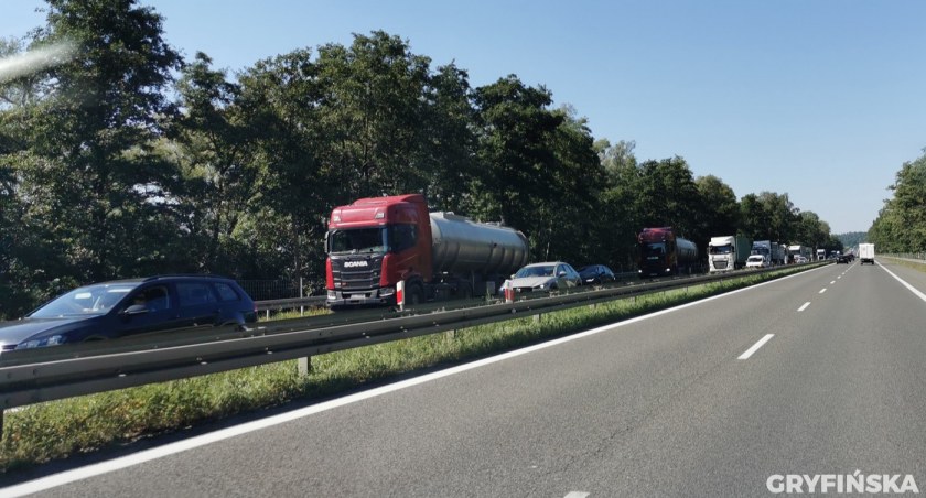 Potężne korki na autostradzie. Tak będzie jeszcze przez kilka tygodni