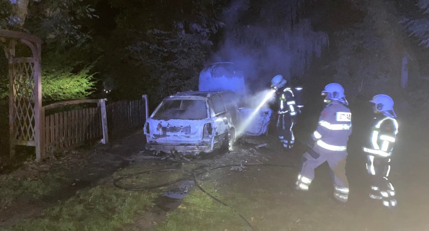 Spłonął kolejny samochód