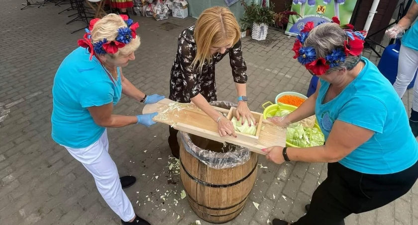 Kapuściane szaleństwo ogarnie Krzywin. Przyjedź i wejdź do beczki!