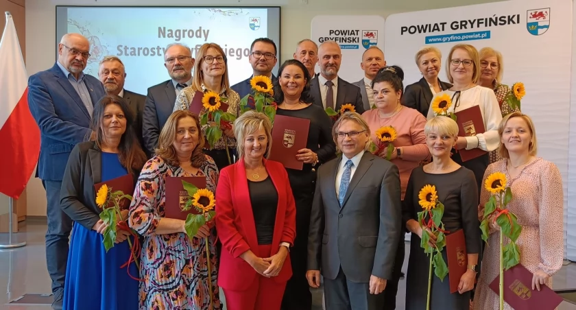 Starosta nagrodził nauczycieli i dyrektorów [GALERIA]