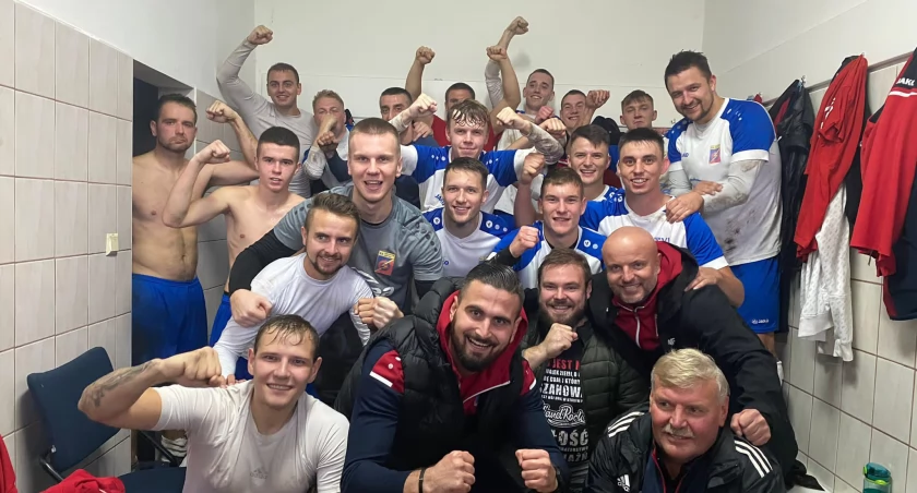 Energetyk wygrał 3:2 i 7:1 oraz... przegrał 0:9 [WYNIKI]