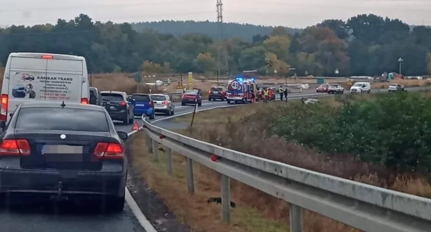 Wypadek przy Żórawkach. Korzystajcie z objazdu
