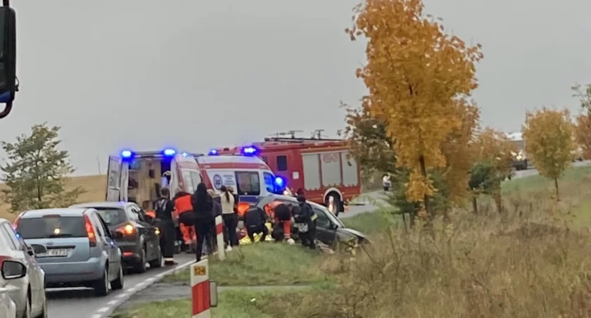 To nie kierowca, a pasażer z wczorajszego wypadku ucierpiał najbardziej