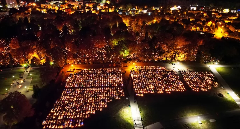 Wszystkich Świętych w obiektywie
