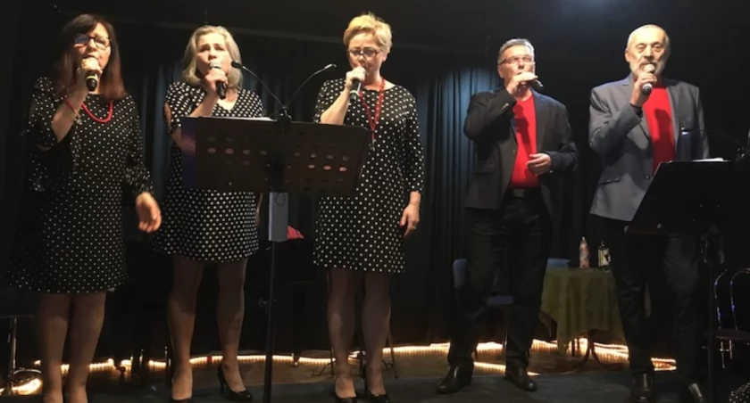 Dwa koncerty 11 listopada. Najpierw w kościele, później w Pałacyku pod Lwami