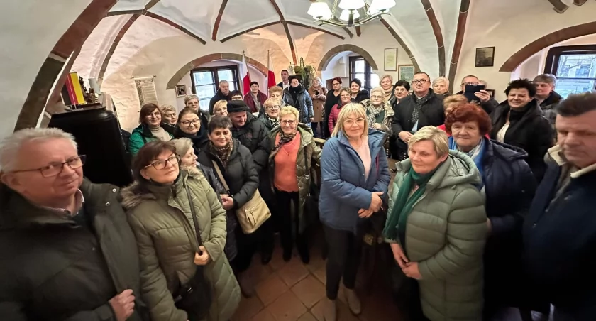 Rada Seniorów zwiedziła zabytki powiatu gryfińskiego [GALERIA]