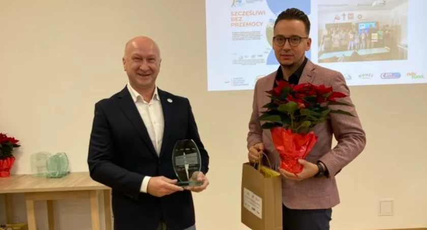 Stowarzyszenie Najważniejszy Jest Człowiek z dwiema nagrodami