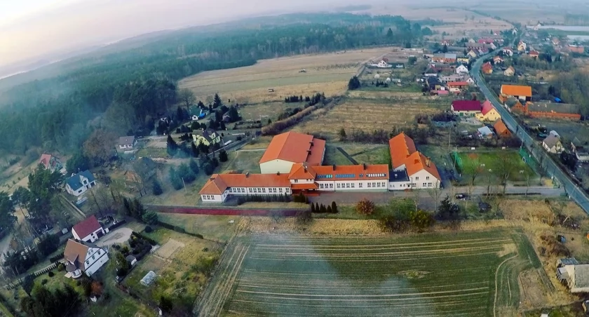 Powiat wybuduje chodnik m.in. w Chwarstnicy