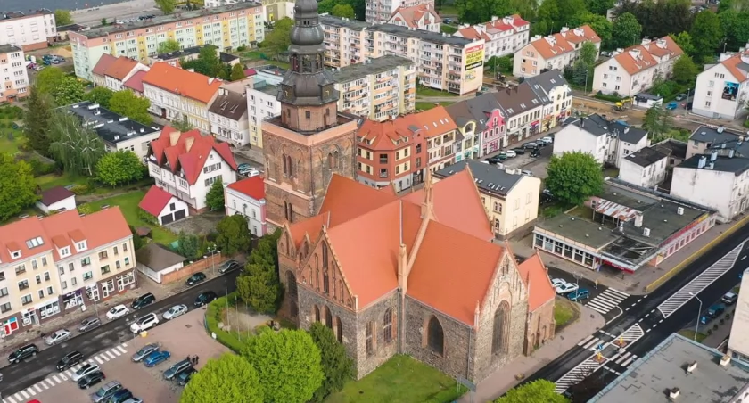 Podajemy godziny mszy świętych w okresie Bożego Narodzenia w kościele na dole