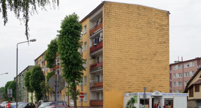 Patrolowali ul. Niepodległości w Gryfinie. On był pijany