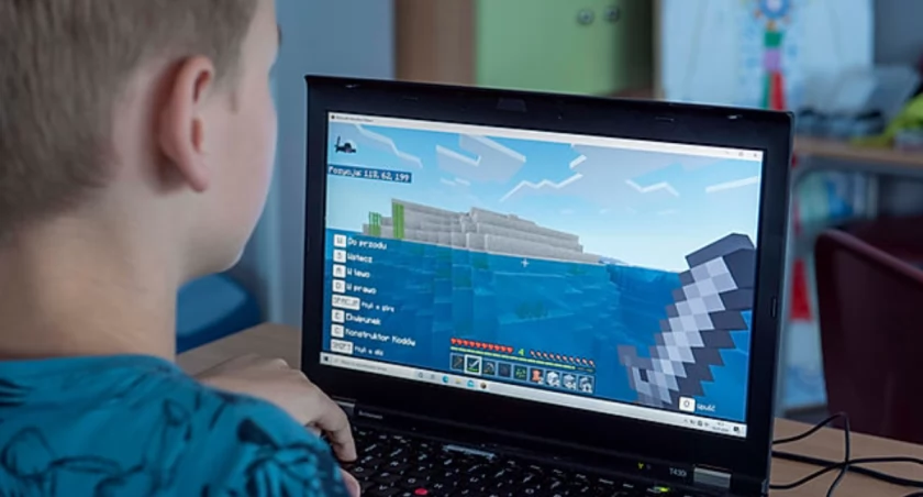 SP 3 zaprasza na warsztaty z robotyki i programowania Lego i Minecraft. To akcja w ramach WOŚP