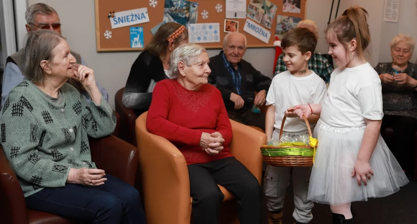 Świętowali Dzień Babci i Dziadka [ZDJĘCIA]