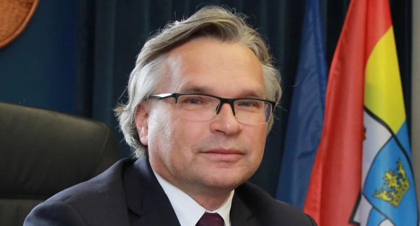 Wojciech Konarski powoli odsłania swoich kandydatów