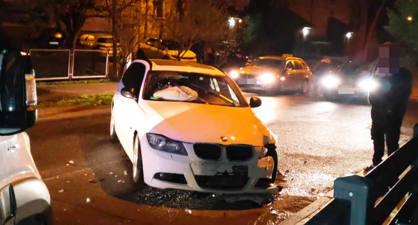 Pijany kandydat zniszczył auto i wjechał w ogrodzenie