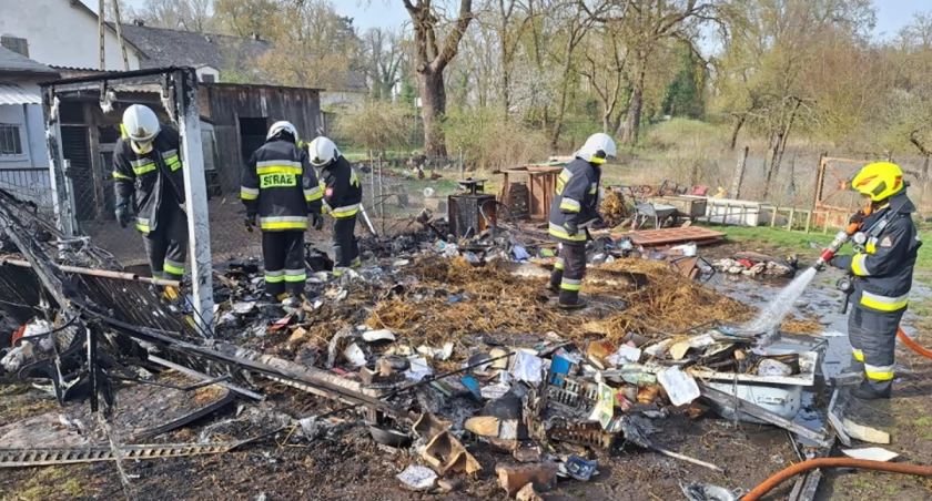 W pierwszy dzień świąt spłonął budynek