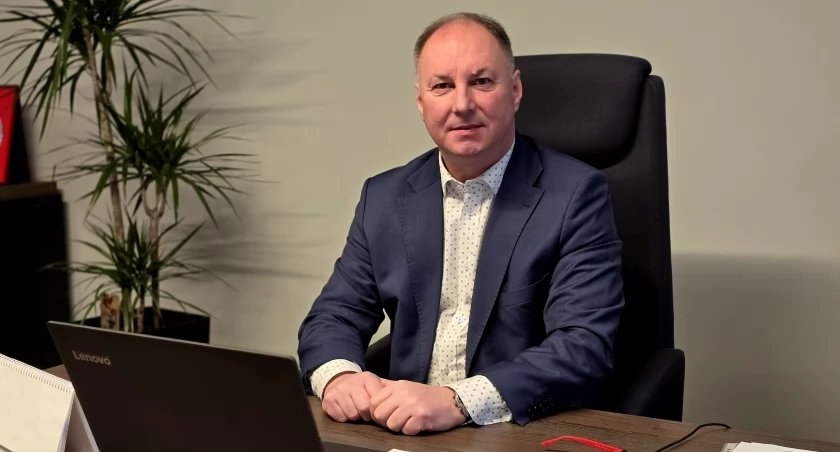 Deklasacja w Baniach. Augustyniak zdobył ponad trzy razy więcej głosów