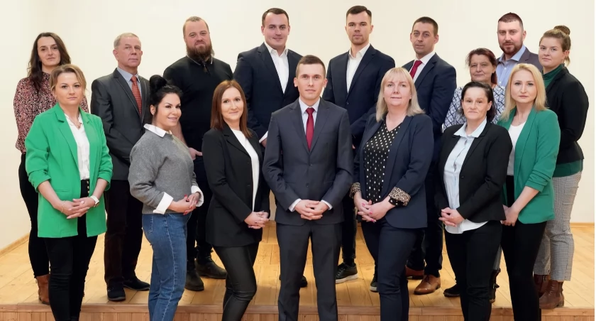 Nie tylko Biegus. Wójt wprowadził do rady niemal całą swoją drużynę!
