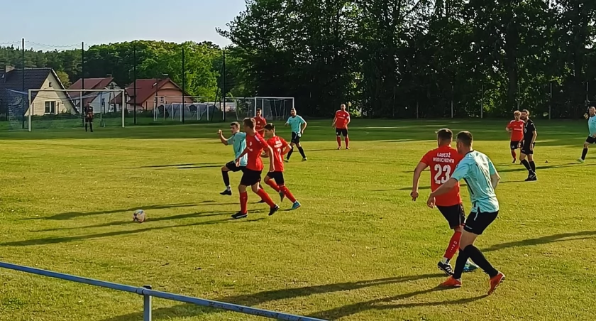 Łabędź lepszy od Ogniwa. Drużyna z Widuchowej będzie rozdawać karty