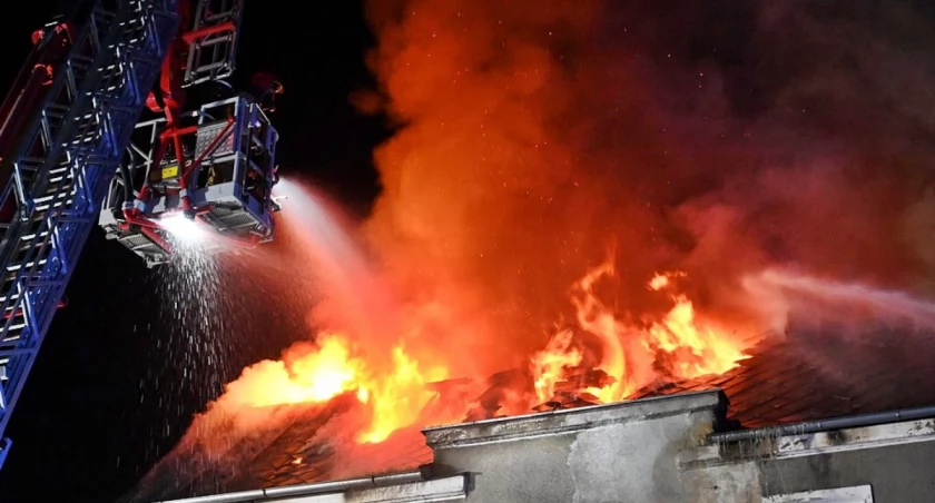 Niedzielny pożar. Jedna osoba poszkodowana
