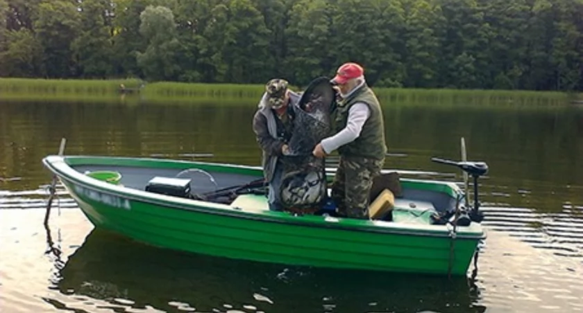 Organizują zawody wędkarskie na Jeziorze Dłużec w Baniach