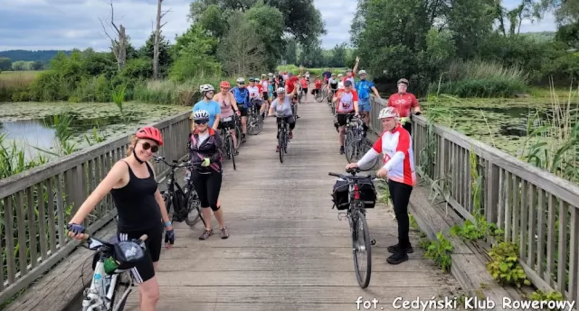 32 rowerzystów z 10 miejscowości wzięło udział w rajdzie